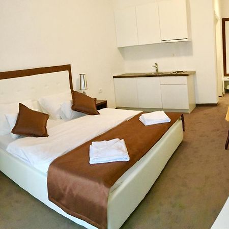 Hotel Pozzo บุดวา ห้อง รูปภาพ