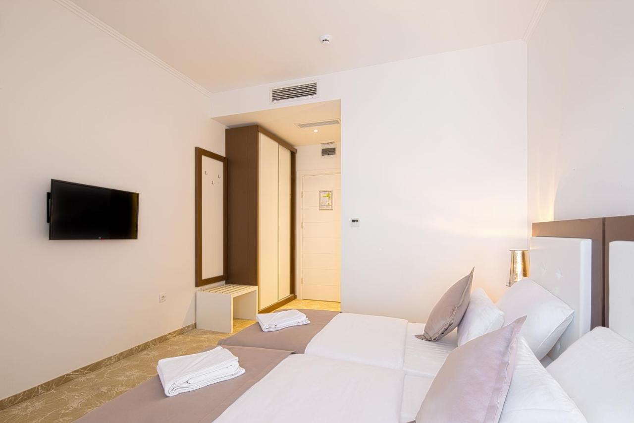 Hotel Pozzo บุดวา ภายนอก รูปภาพ