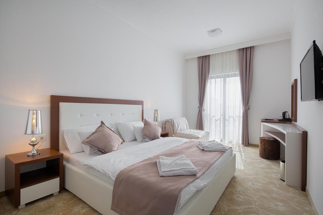 Hotel Pozzo บุดวา ภายนอก รูปภาพ
