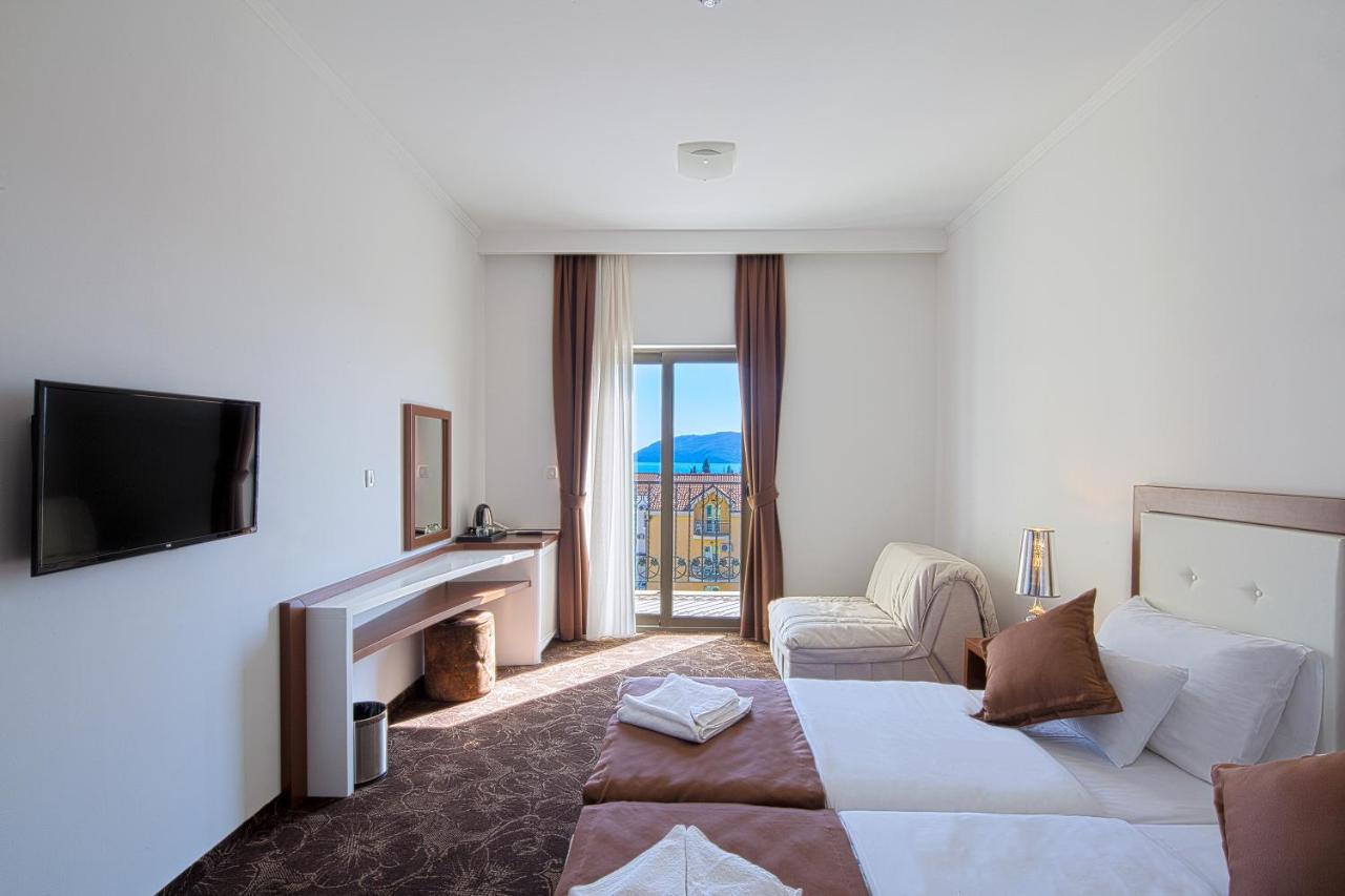 Hotel Pozzo บุดวา ภายนอก รูปภาพ