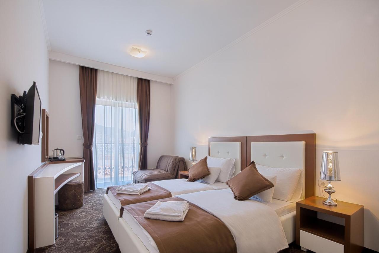 Hotel Pozzo บุดวา ภายนอก รูปภาพ